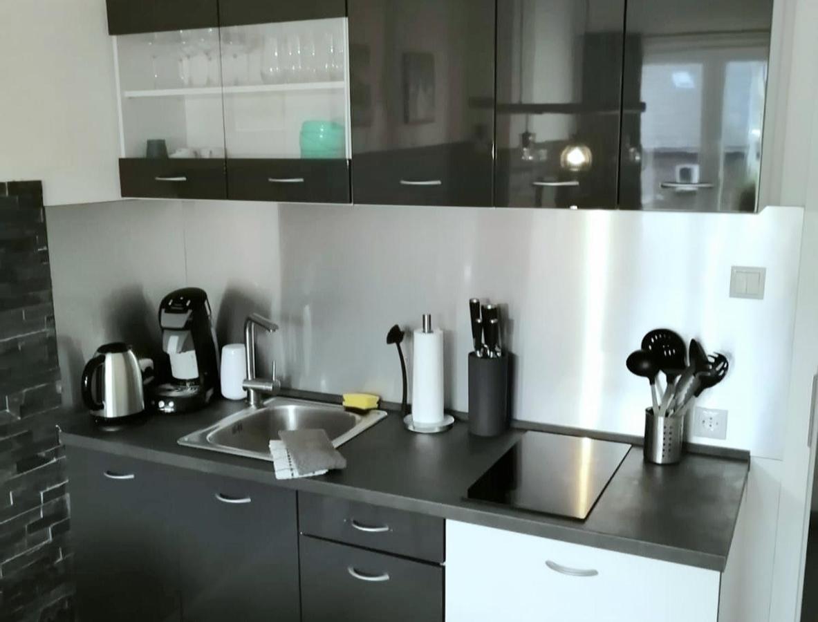 Moderne Wohlfuehloase Zentral In Seenaehe - Pillow Menu, 2 Stk 55" Smart Tvs, Netflix, Disneyplus Uvm Wetter  Exteriér fotografie